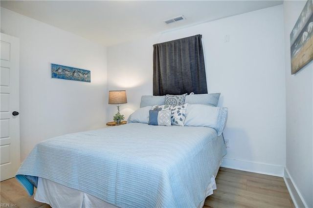 1928 Long Green Ln, Hampton, VA 23663