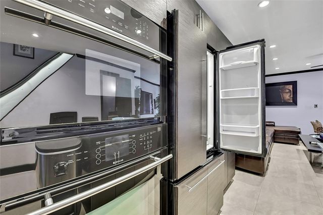 3414 ARBOR OAKS COURT, Tampa, FL 33614