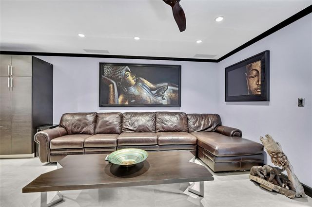 3414 ARBOR OAKS COURT, Tampa, FL 33614