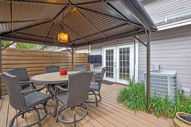 3414 ARBOR OAKS COURT, Tampa, FL 33614