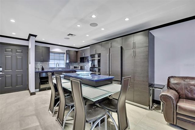 3414 ARBOR OAKS COURT, Tampa, FL 33614