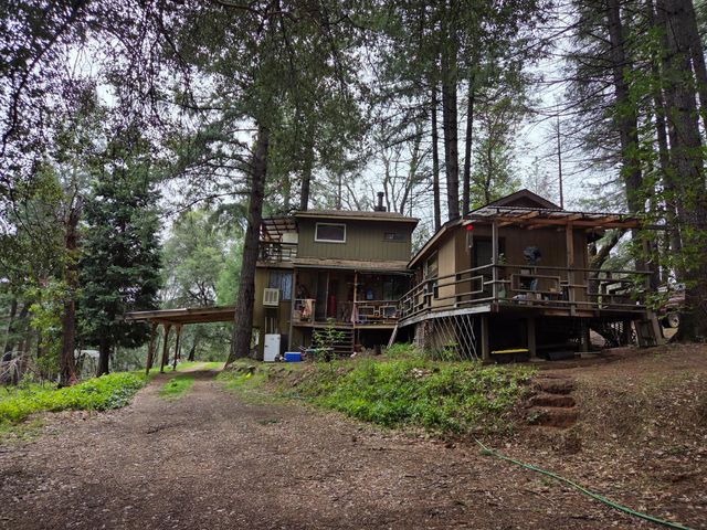 18755 N. Canyon, Nevada City, CA 95959