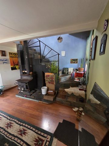 18755 N. Canyon, Nevada City, CA 95959