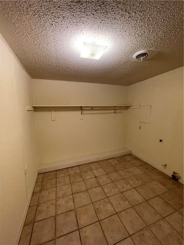 3102 Scott Lane, Springdale, AR 72762