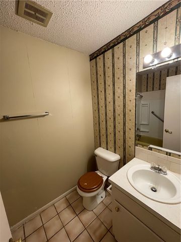 3102 Scott Lane, Springdale, AR 72762