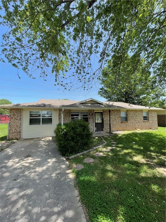 3102 Scott Lane, Springdale, AR 72762