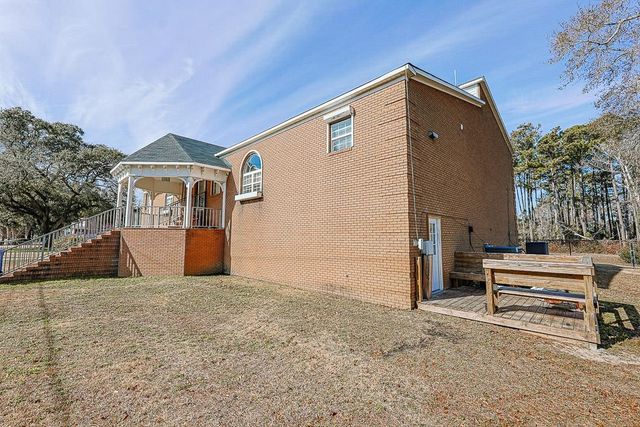 300 19th Ave. S, Myrtle Beach, SC 29577