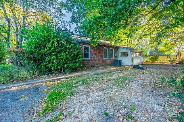 1501 Mccormick Avenue, Gastonia, NC 28054