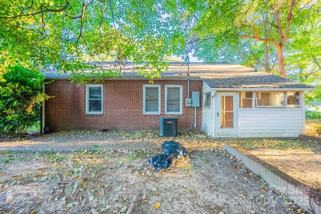 1501 Mccormick Avenue, Gastonia, NC 28054