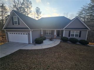 327 Fox Run Road, Walhalla, SC 29691