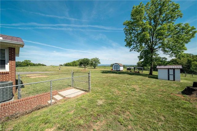 5800 Bethel Road, Jonesville, NC 28642