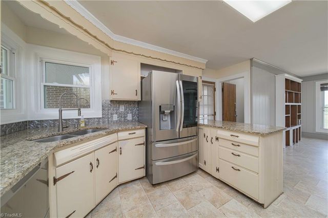 5800 Bethel Road, Jonesville, NC 28642