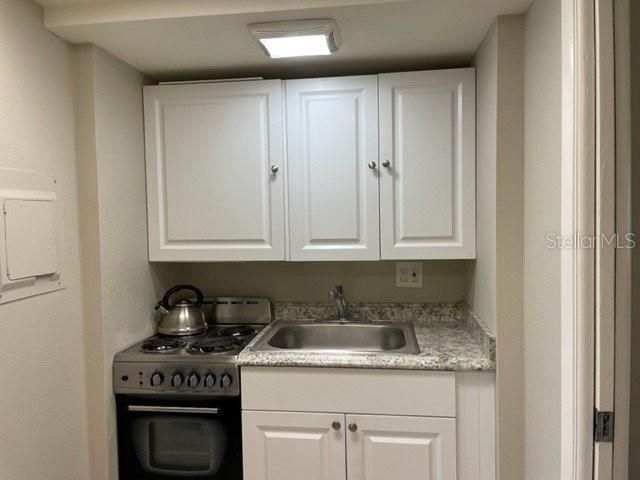 3551 LONGMEADOW 26, Sarasota, FL 34235