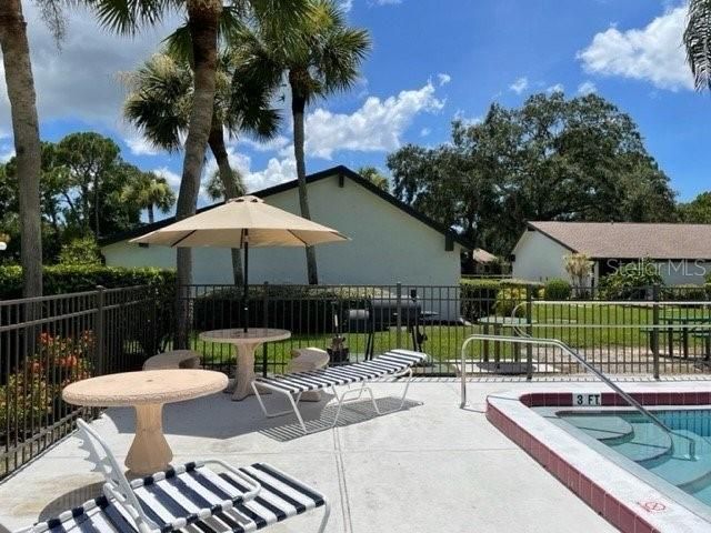 3551 LONGMEADOW 26, Sarasota, FL 34235