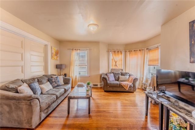 91 Laura Street, Providence, RI 02907