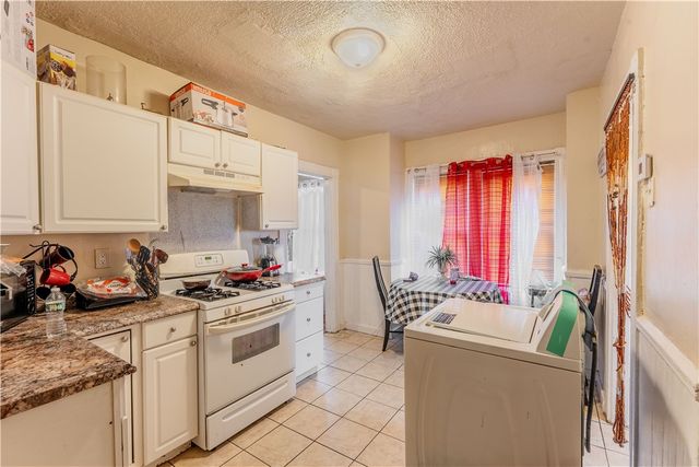91 Laura Street, Providence, RI 02907
