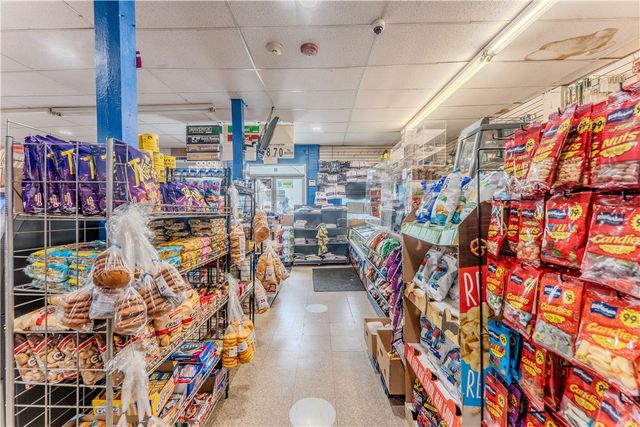 91 Laura Street, Providence, RI 02907