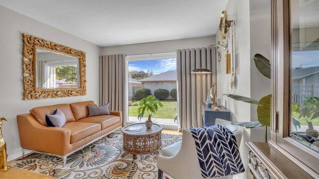 2504 Lakeshore DRIVE, Sheboygan, WI 53081