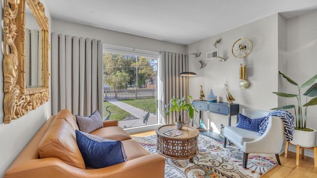 2504 Lakeshore DRIVE, Sheboygan, WI 53081