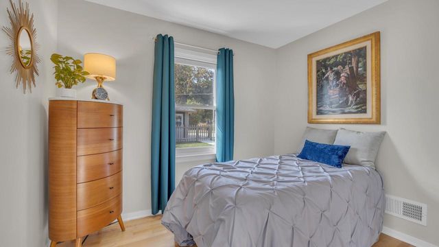 2504 Lakeshore DRIVE, Sheboygan, WI 53081