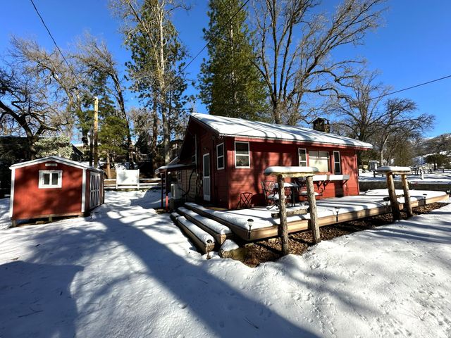 43947 Pine Flat Drive, California Hot Springs, CA 93207