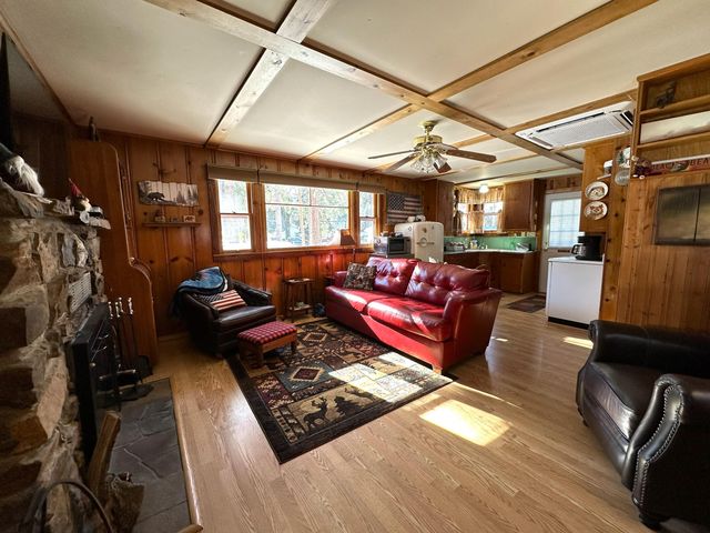 43947 Pine Flat Drive, California Hot Springs, CA 93207