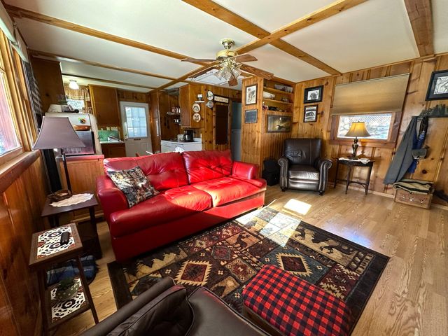 43947 Pine Flat Drive, California Hot Springs, CA 93207