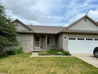 21191 Clear Creek Boulevard, Clinton Township, MI 48036