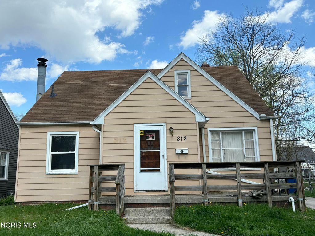 812 Continental Boulevard, Toledo, OH 43607