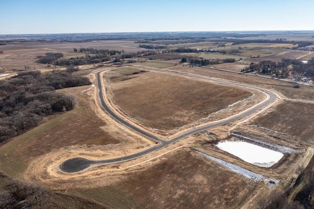 L2B4 Royal Oaks Farm Lane SW, Rochester, MN 55902