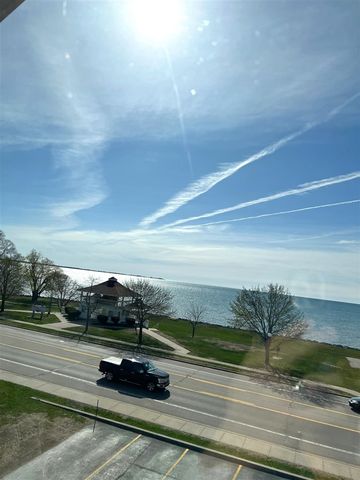 540 W Lake Street 12, Tawas City, MI 48763