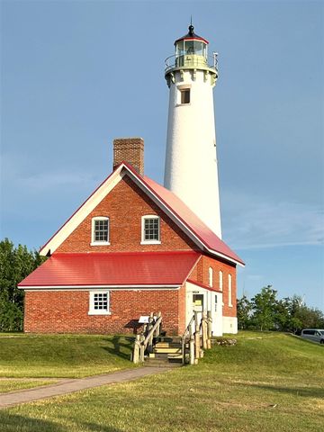 540 W Lake Street 12, Tawas City, MI 48763