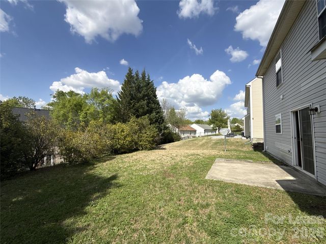 9407 Pepperidge Avenue NW, Concord, NC 28027