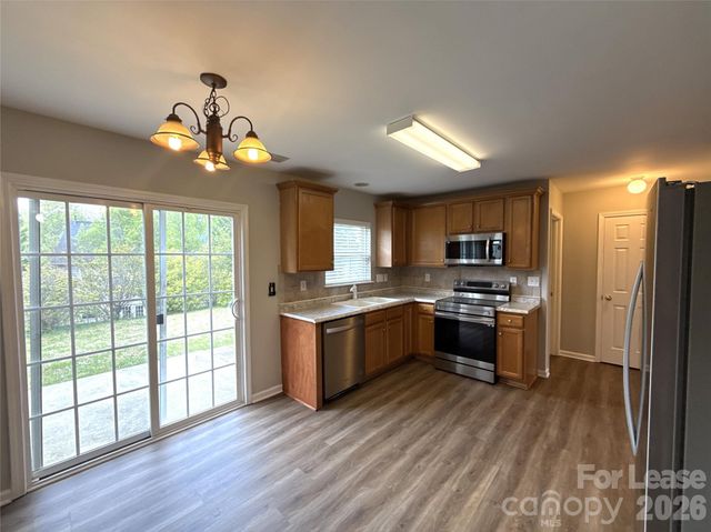 9407 Pepperidge Avenue NW, Concord, NC 28027