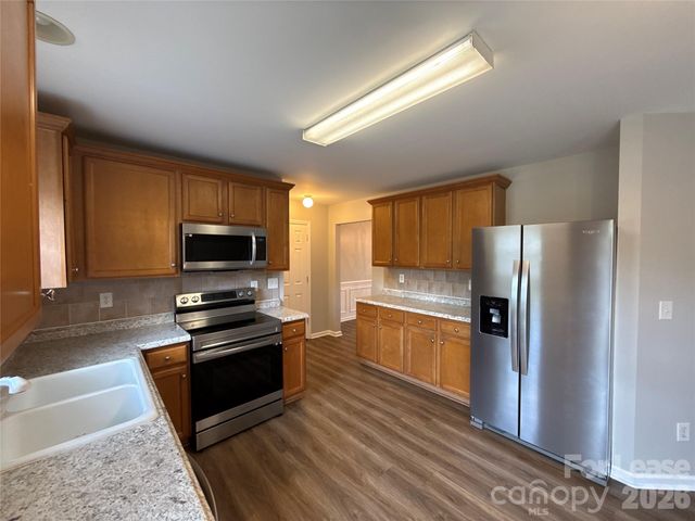 9407 Pepperidge Avenue NW, Concord, NC 28027