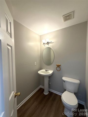 9407 Pepperidge Avenue NW, Concord, NC 28027