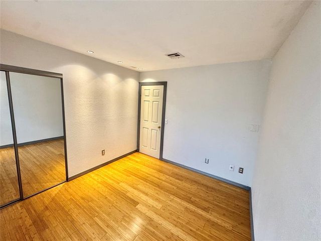 4400 Hemingway Drive 202, Oklahoma City, OK 73118