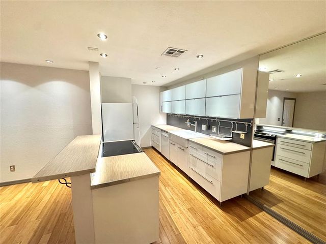 4400 Hemingway Drive 202, Oklahoma City, OK 73118