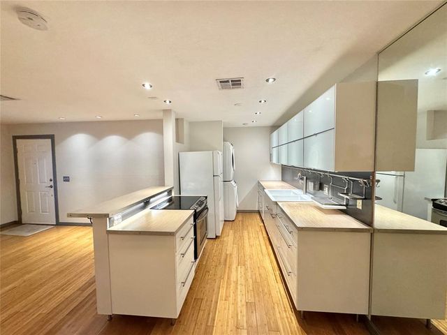 4400 Hemingway Drive 202, Oklahoma City, OK 73118