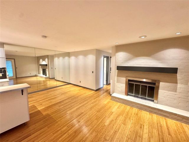 4400 Hemingway Drive 202, Oklahoma City, OK 73118