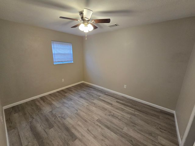 1004 Middle Drive, Fort Walton Beach, FL 32547