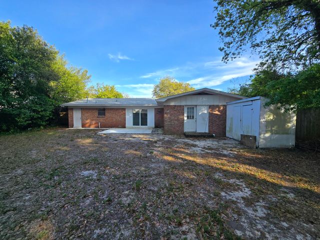 1004 Middle Drive, Fort Walton Beach, FL 32547