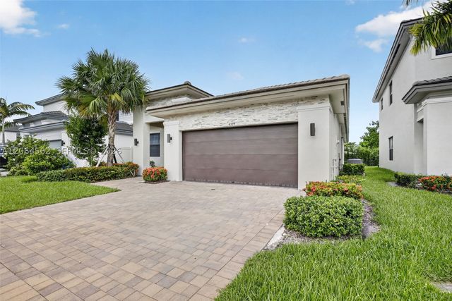 4574 SW 173rd Ave, Miramar, FL 33029