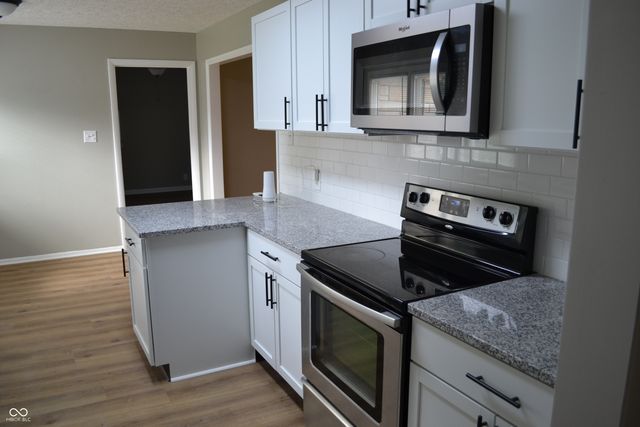 6618 Twin Brooks Drive, Indianapolis, IN 46227