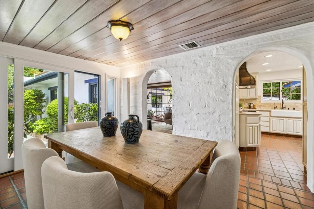 Image 26 of property listing at 237 Harding Avenue, Los Gatos, CA 95030