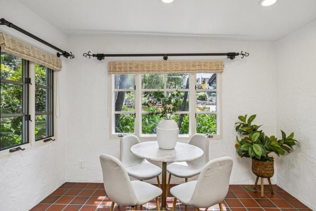 Image 36 of property listing at 237 Harding Avenue, Los Gatos, CA 95030