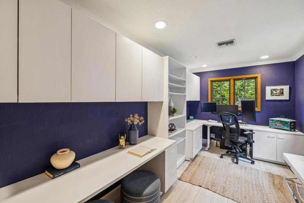 Image 59 of property listing at 237 Harding Avenue, Los Gatos, CA 95030