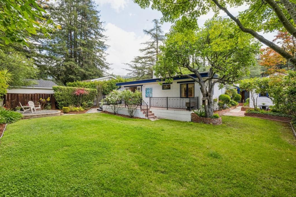 Image 65 of property listing at 237 Harding Avenue, Los Gatos, CA 95030