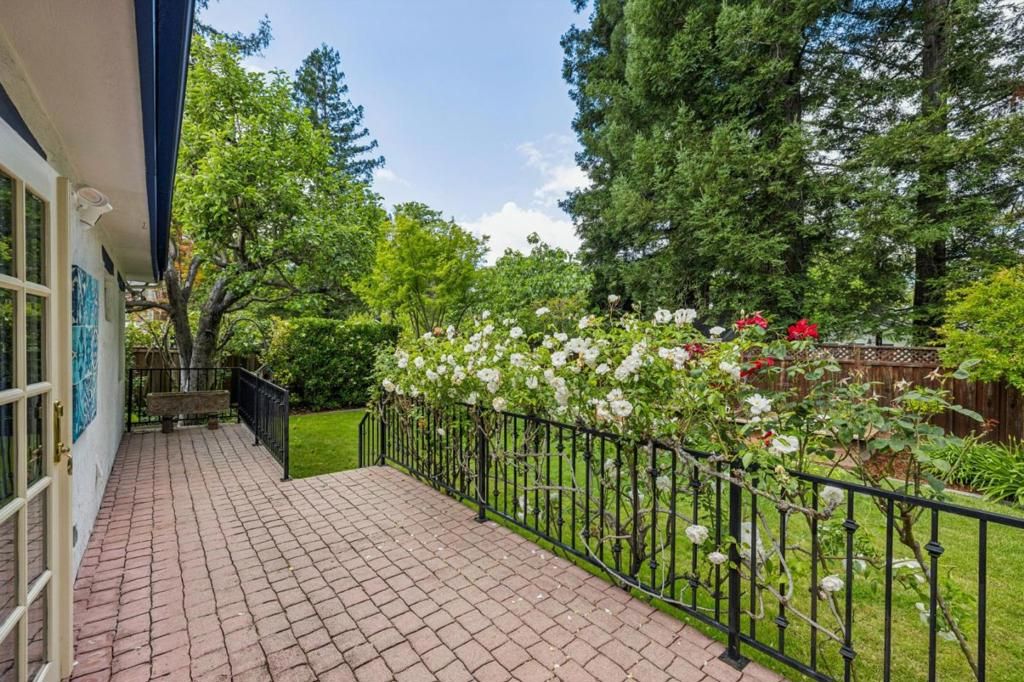 Image 77 of property listing at 237 Harding Avenue, Los Gatos, CA 95030