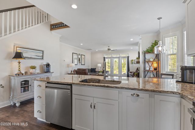 447 Freedom Park Road, Beaufort, NC 28516